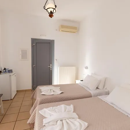 Litsa Kamares (Sifnos)